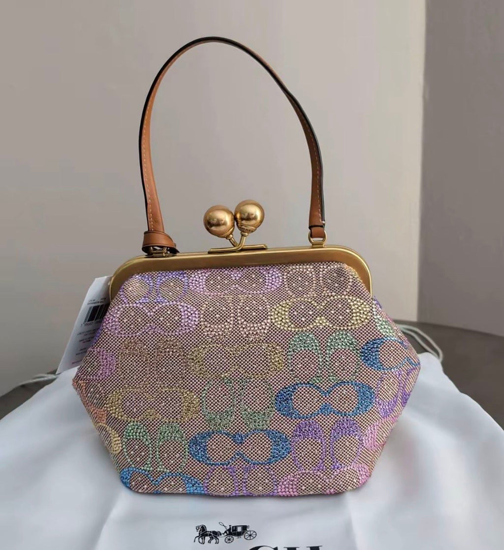 Coach Kisslock Signature Bag – Pastel Rainbow Edition 🌈✨